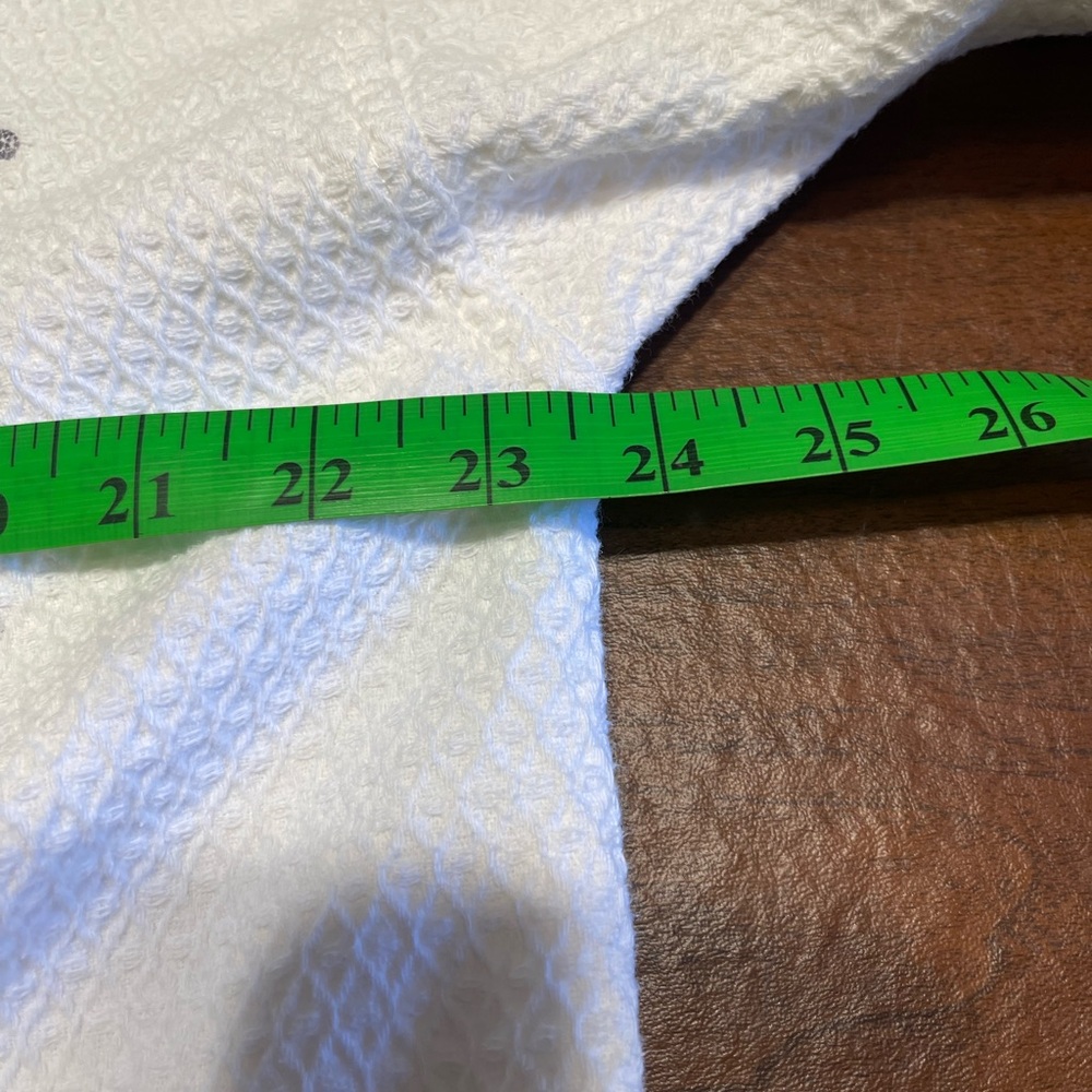 The Ritz-Carlton White plush Robe - Picture 6 of 11